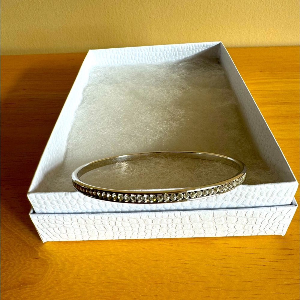 Silver Bangle with Crystals